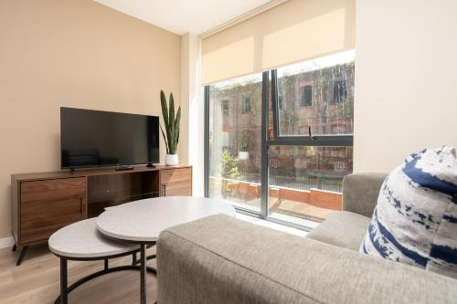 Richmond Row Apartments - Free On-Site Parking, WiFi & EV photo 159