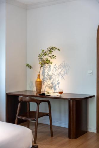 Ένα ή περισσότερα κρεβάτια σε δωμάτιο στο domdomHOUSE Villa - 1min walk to beach