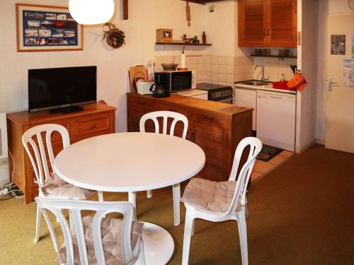 Studio idéal, accès pistes, proche centre et garderie - FR-1-322-212
