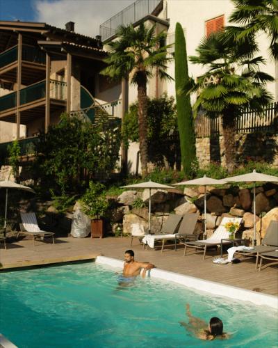 Piscina di Langenmantel Historic Suites o nelle vicinanze