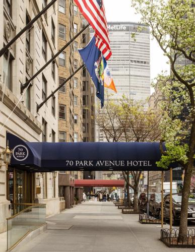 Certificato, attestato, insegna o altro documento esposto da 70 Park Avenue Hotel