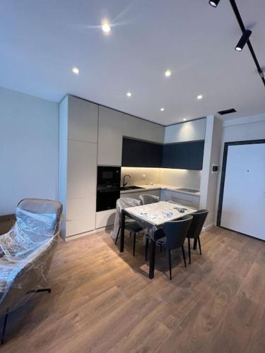 Modern Apartment near Blloku