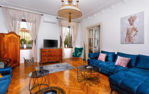 Foto Lovely Apartment In Rijeka With Wifi 1