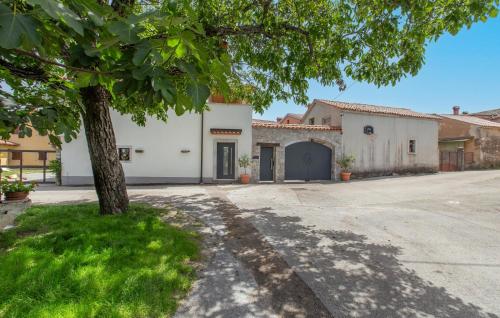 Φωτογραφία από το άλμπουμ του Nice Home In Orlek - Sezana σε Orlek