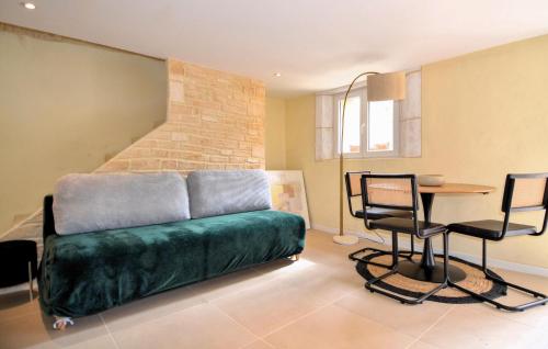 1 Bedroom Cozy Home In Codolet