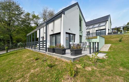 Lovely Home In Margecan With Wifi