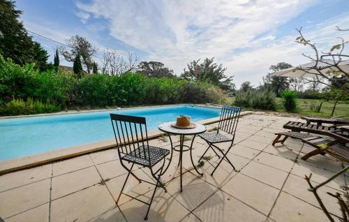 Gorgeous Home In Arles