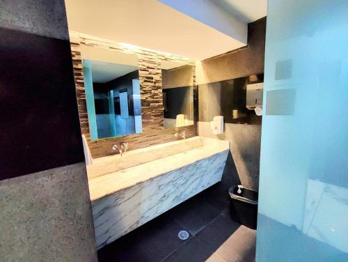 Et badeværelse på Polanco Signaturepool, Paddle, Jacuzzi, 150mbs