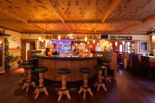 A área de bar ou lounge em Hotel Kristall - Adults Only