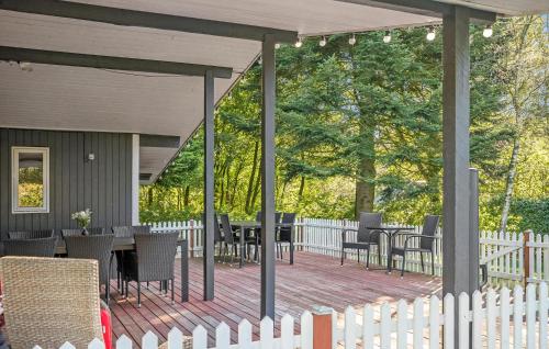 Μπαλκόνι ή βεράντα στο 3 Bedroom Pet Friendly Home In Toftlund