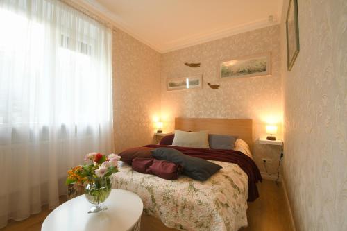 Postel nebo postele na pokoji v ubytování Sunset lovers apartment