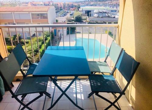 Apt T2 cabine climatisé à 1 min mer, balcon, piscine