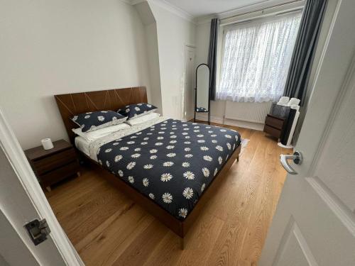 Homely and very comfortable apartment photo 8