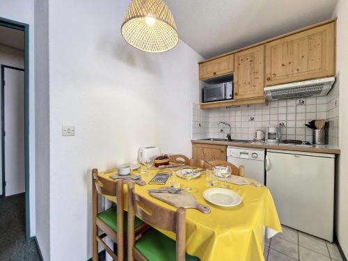 Résidence Median - Appartement deux pièces · Proche des pistes · Balcon ouest MAE-1201