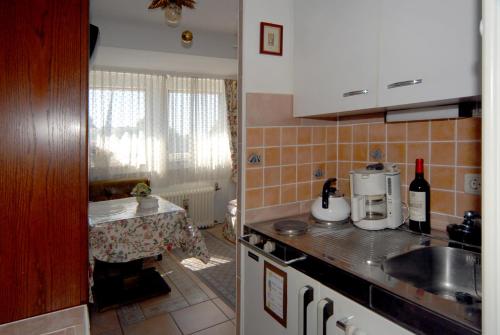 Kuchyň nebo kuchyňský kout v ubytování Haus Wessel