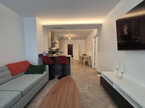 Aya's Snaresbrook Apartment photo 6