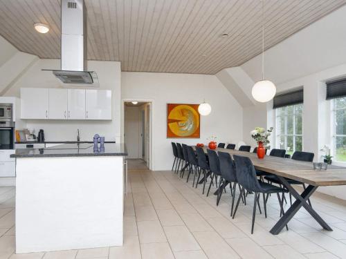 Dapur atau dapur kecil di Luxury Pool House near Sea - By Traum Ferienwohnungen