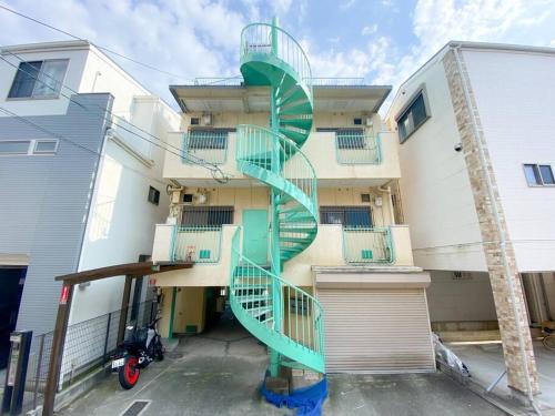 202 Grand Maison konohana 予約制駐車場,USJや海遊館に最適,駅から徒歩6分
