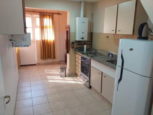 Η κουζίνα ή μικρή κουζίνα στο Dúplex Ciudad de Mendoza