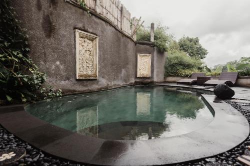 Бассейн в The Iyang Ubud или поблизости