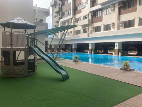 Piscina en o cerca de BE Residences Luxury Studio Apartments, AC, Pool, Gym, near IT Park