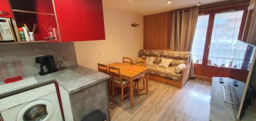 Résidence Melezets 3 - 2 pièces 4 personnes MAE-0601