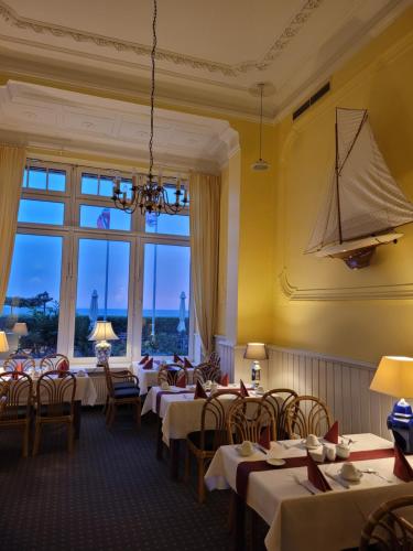 Hotel Schweriner Hof by ANS photo 79