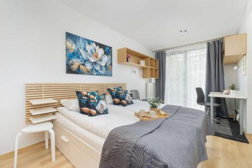 Grzegórzecka Family Apartments with Balcony & Parking Cracow by Noclegi Renters