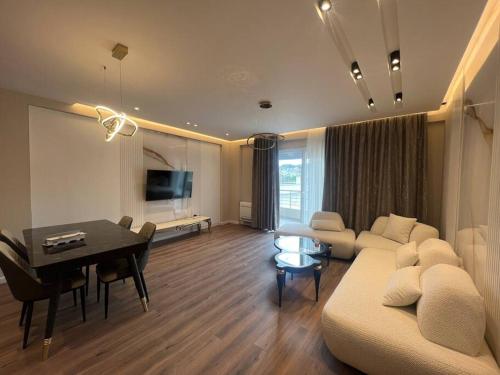 Modern New Apartment Near Blloku