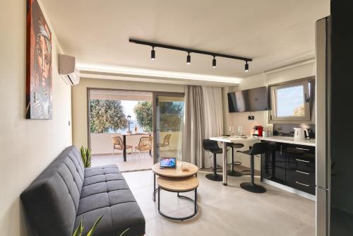 Callista Seafront Studio