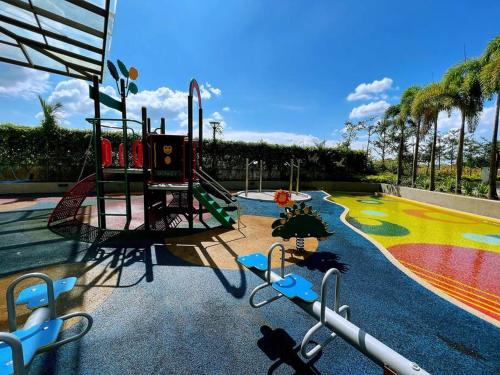 Piscina di B1003 Green Haven Sea View netflix100mbps By STAY o nelle vicinanze