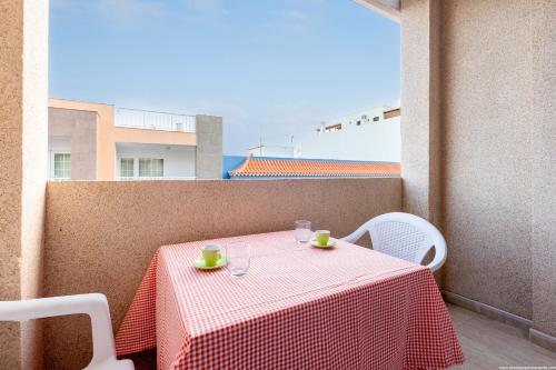 2A Apartamento Abrigos, Wifi y balcón