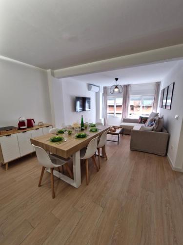 MAYCO Lovely Apartment II