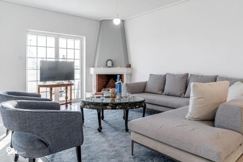 Hliana - Premium Sky & Sunset View House in Glyfada
