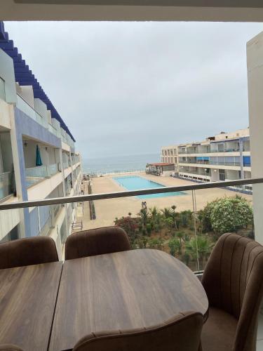 Balkón nebo terasa v ubytování Confort et Vue Mer Appartement avec Piscine
