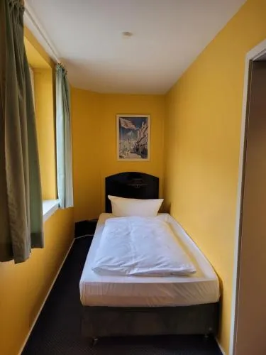 Hotel Schweriner Hof by ANS photo 37