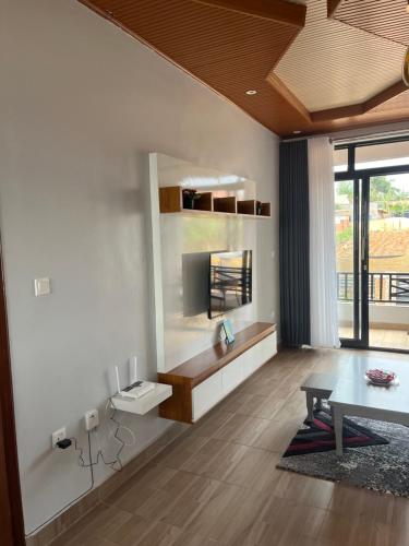 Μια τηλεόραση ή/και κέντρο ψυχαγωγίας στο PECA APARTMENt