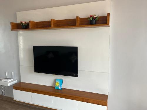 Μια τηλεόραση ή/και κέντρο ψυχαγωγίας στο PECA APARTMENt