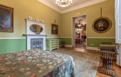 Χώρος καθιστικού στο 3 Bedroom Beautiful Home In Salerno