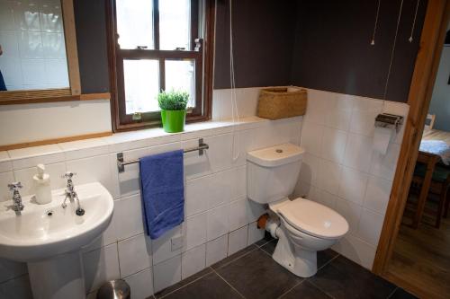 Ένα μπάνιο στο A cosy place in the heart of the Mournes