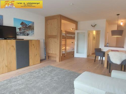 TV a/nebo společenská místnost v ubytování Apartment Ausseerland