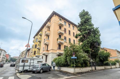 GuestHost - Brenta M3 Duplex Apartment