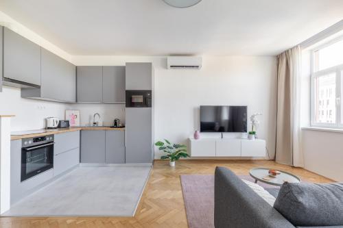 Spacious and freshly renovated apartment 1067 Budapest, Podmaniczky utca 33. 3/3 kép - 3