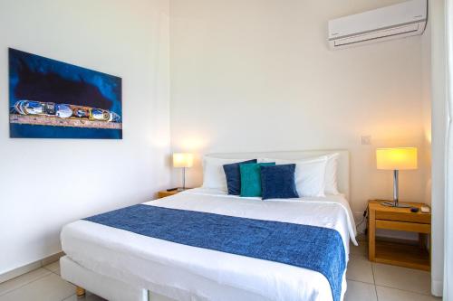 Bleu Emeraude Hotelにあるベッド