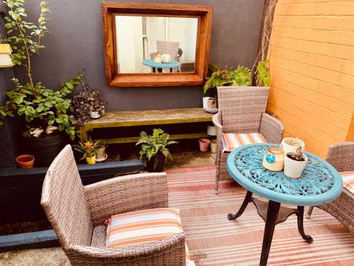 Χώρος καθιστικού στο Vibrant beachfront Folkestone getaway