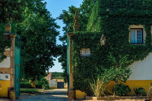 Casa das Naves de Sto António