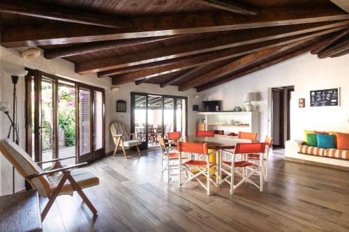 Posezení v ubytování VILLA CON MAGNIFICO TERRAZZO IUN P6868