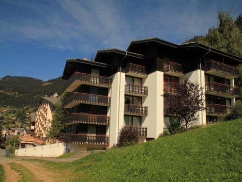 Studio cosy avec balcon sud et parking