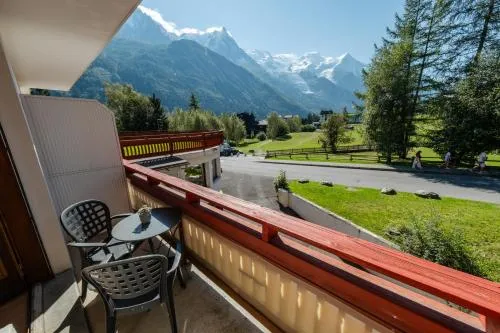 Chalet Hôtel La Sapinière photo 10