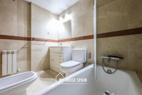 MyHouseSpain - Apartamento con Parking Caja Mágica